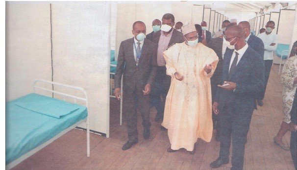 Le Ministre de la santé publique visite les centres spécialisés de prise en charge du Covid-19 à Yaoundé